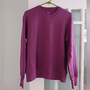 Uniqlo Crewneck Sweatshirt